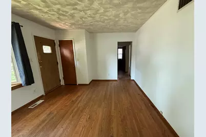 29 N Roslyn Road, Westmont, IL 60559 - Photo 3