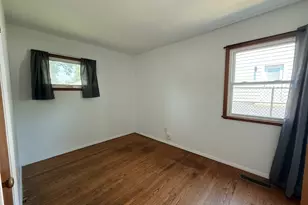 29 N Roslyn Rd, Westmont, IL 60559 - Photo 7