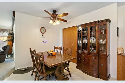 1410 Nottingham Lane, Hoffman Estates, IL 60169 - Photo 13