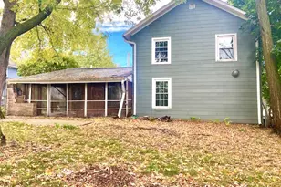 802 S Peoria Ave, Dixon, IL 61021 - Photo 3