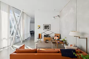 2054 W Grand Ave, Chicago, IL 60612 - Photo 11