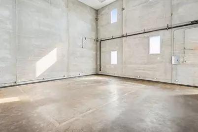 2054 W Grand Avenue, Chicago, IL 60612 - Photo 13