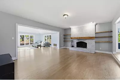 980 Persimmon Court, Saint Charles, IL 60174 - Photo 3