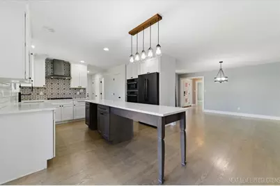 980 Persimmon Court, Saint Charles, IL 60174 - Photo 11