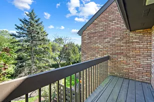 1891 Mission Hills Ln, Northbrook, IL 60062 - Photo 7