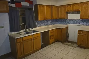 12547 Greenwood Ave, Blue Island, IL 60406 - Photo 13