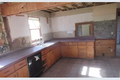 32300 White Street, Kirkland, IL 60146 - Photo 9