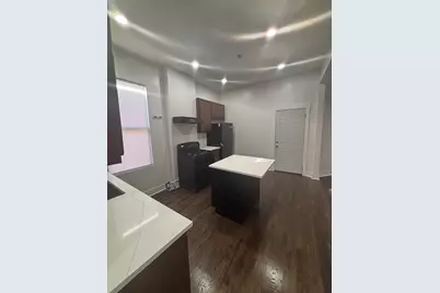 1242 S Sawyer Avenue, Chicago, IL 60623 - Photo 11
