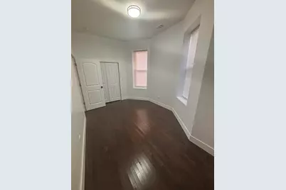 1242 S Sawyer Avenue, Chicago, IL 60623 - Photo 7