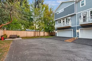 128 E Main St, Cary, IL 60013 - Photo 33