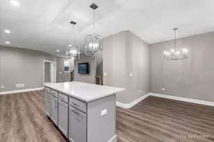 128 E Main St, Cary, IL 60013 - Photo 11