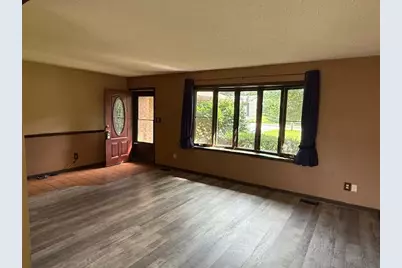 7503 Windsor Avenue, Spring Grove, IL 60081 - Photo 3