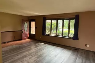 7503 Windsor Ave, Spring Grove, IL 60081 - Photo 3