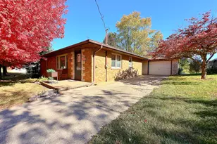 907 S Park St, Streator, IL 61364 - Photo 17