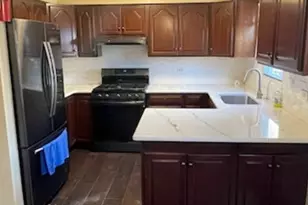 6651 S Ellis Ave, Chicago, IL 60637 - Photo 3