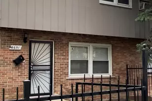 6651 S Ellis Ave, Chicago, IL 60637 - Photo 1