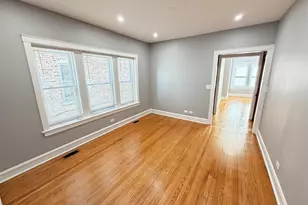 4838 W Addison St, Chicago, IL 60641 - Photo 5