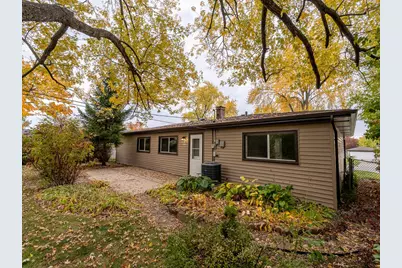 418 Tanglewood Drive, Streamwood, IL 60107 - Photo 11