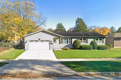 17 N Weston Avenue, Elgin, IL 60123 - Photo 1