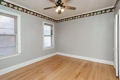 8040 S Clyde Avenue, Chicago, IL 60617 - Photo 13