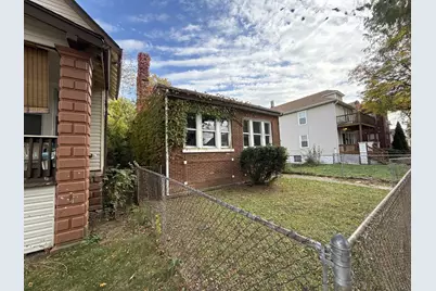 10721 S Prairie Avenue, Chicago, IL 60628 - Photo 3