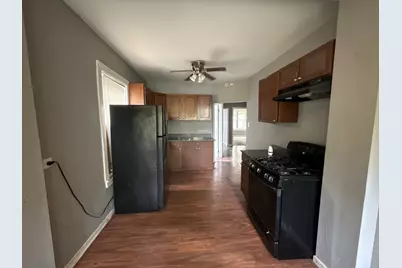 10721 S Prairie Avenue, Chicago, IL 60628 - Photo 5