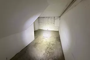 10721 S Prairie Ave, Chicago, IL 60628 - Photo 11