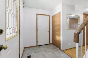 1297 Woodlake Dr, Carol Stream, IL 60188 - Photo 19