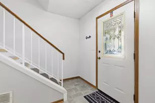 1297 Woodlake Dr, Carol Stream, IL 60188 - Photo 17