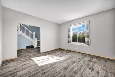 393 E Front Street, El Paso, IL 61738 - Photo 11