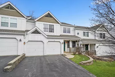 144 Spring Court N, Carpentersville, IL 60110 - Photo 3