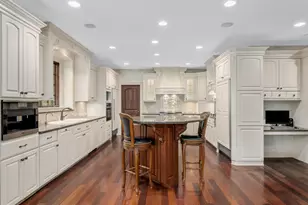 817 Lakeview Ln, Burr Ridge, IL 60527 - Photo 35