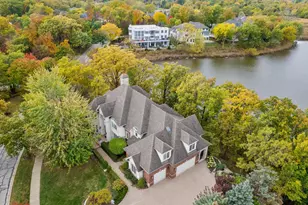 817 Lakeview Ln, Burr Ridge, IL 60527 - Photo 9