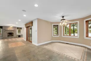 817 Lakeview Ln, Burr Ridge, IL 60527 - Photo 59