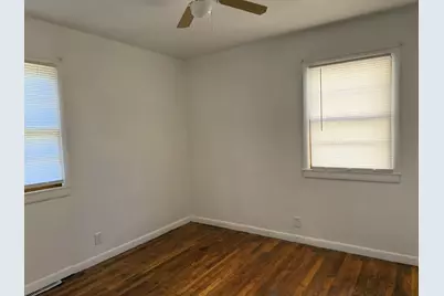 1113 N 13th Street, Dekalb, IL 60115 - Photo 11