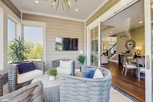 305 Briarwood Ln, Lincolnshire, IL 60069 - Photo 19