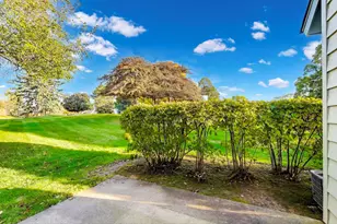 691 Wakefield Rd, Gurnee, IL 60031 - Photo 3