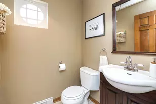 119 N Main St, Glen Ellyn, IL 60137 - Photo 11