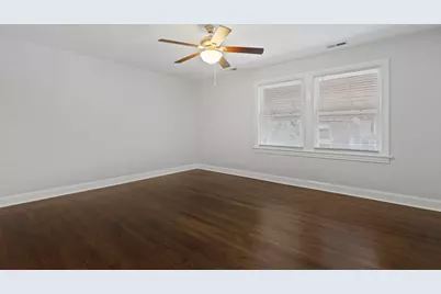 9534 S Avalon Avenue, Chicago, IL 60628 - Photo 7