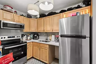 720 W Gordon Terrace, Chicago, IL 60613 - Photo 9