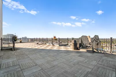 720 W Gordon Terrace #14G, Chicago, IL 60613 - Photo 17