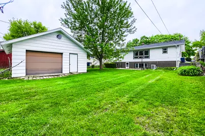 405 Baldwin Avenue, Waukegan, IL 60085 - Photo 17
