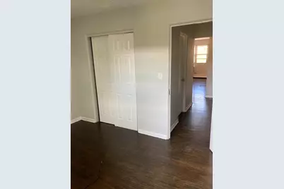 2420 W Berwyn Avenue #304, Chicago, IL 60625 - Photo 5