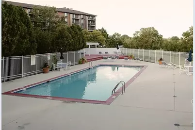 75 Kristin Circle #126, Schaumburg, IL 60195 - Photo 15