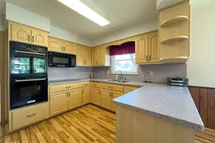 8636 40th St, Lyons, IL 60534 - Photo 11