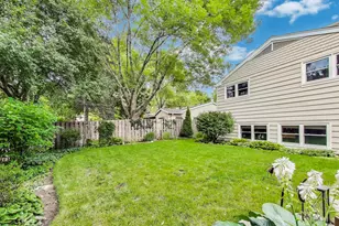 280 Cypress Ln, Libertyville, IL 60048 - Photo 49