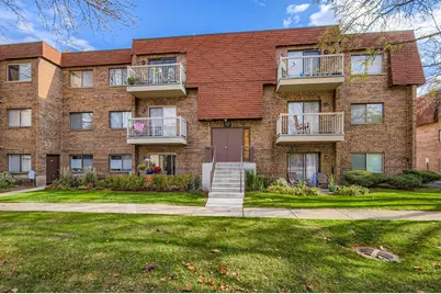 707 W Central Road #A6, Mount Prospect, IL 60056 - Photo 15