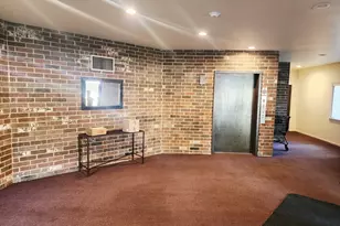 1026 Castilian Ct, Glenview, IL 60025 - Photo 5