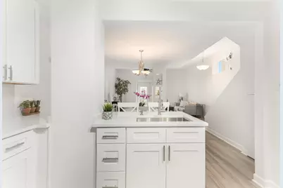 1320 S Heath Avenue, Chicago, IL 60608 - Photo 13