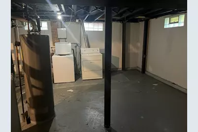 22146 Yates Avenue, Sauk Village, IL 60411 - Photo 9